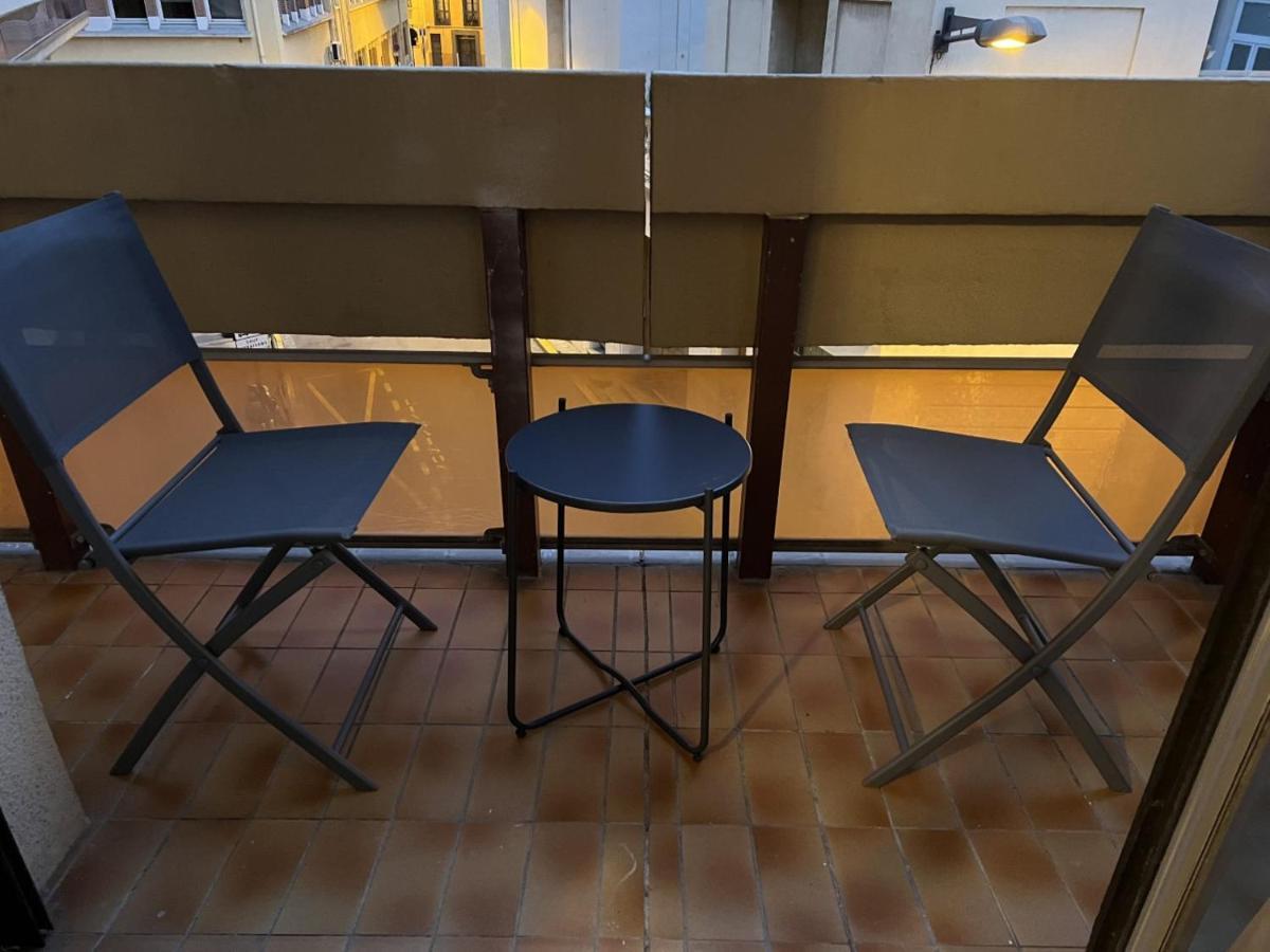 Vauban Magnifique T2 Avec Balcon * Perpignan